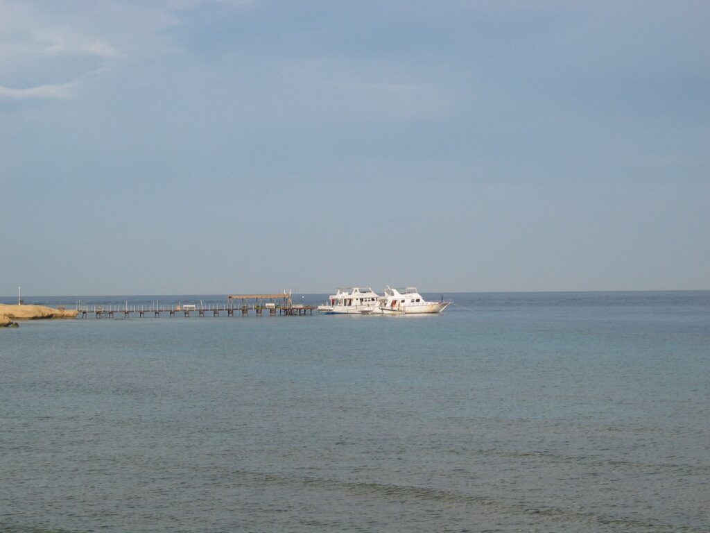 Der Steg vom Mangrove Bay